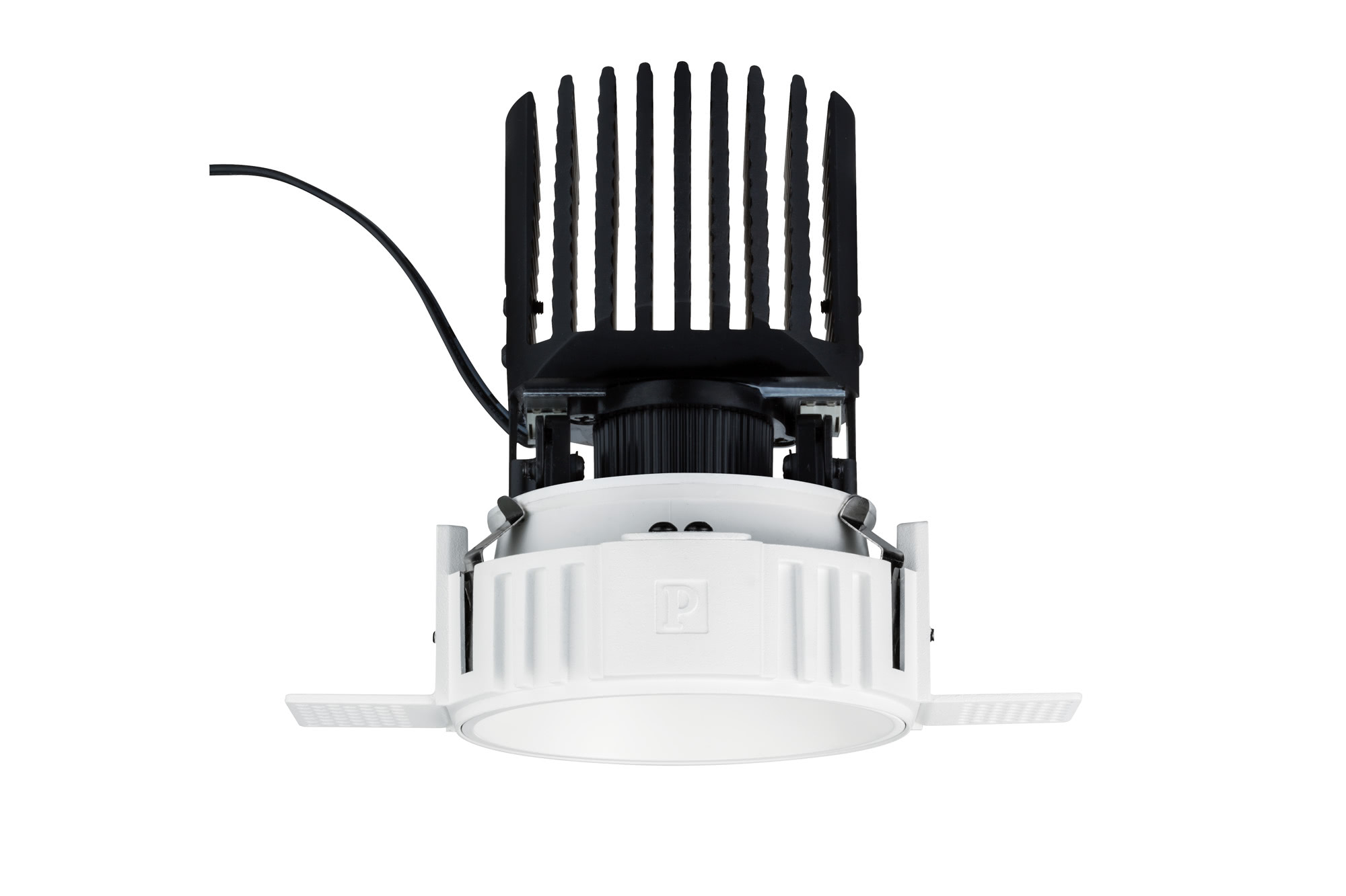 92653 Светильник встроенный Luca IP44 39  Einputzrahmen LED Downlight Set, splash-protected on the room side, with interchangeable lens. Optimum cooling properties ensure a long LED service life (NTC interface can also be used). Single set incl. transformer for easy high-voltage connection. Standard 39В  lens included. Incl. plug-in system connection. 926.53 Paulmann